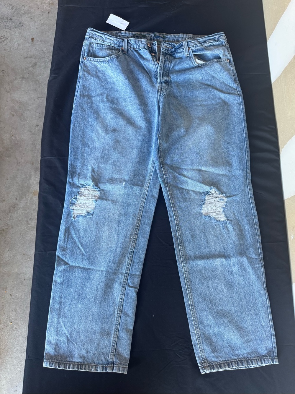 Wild Fable Size 16 High Rise Straight Leg Ripped Jeans Medium Wash